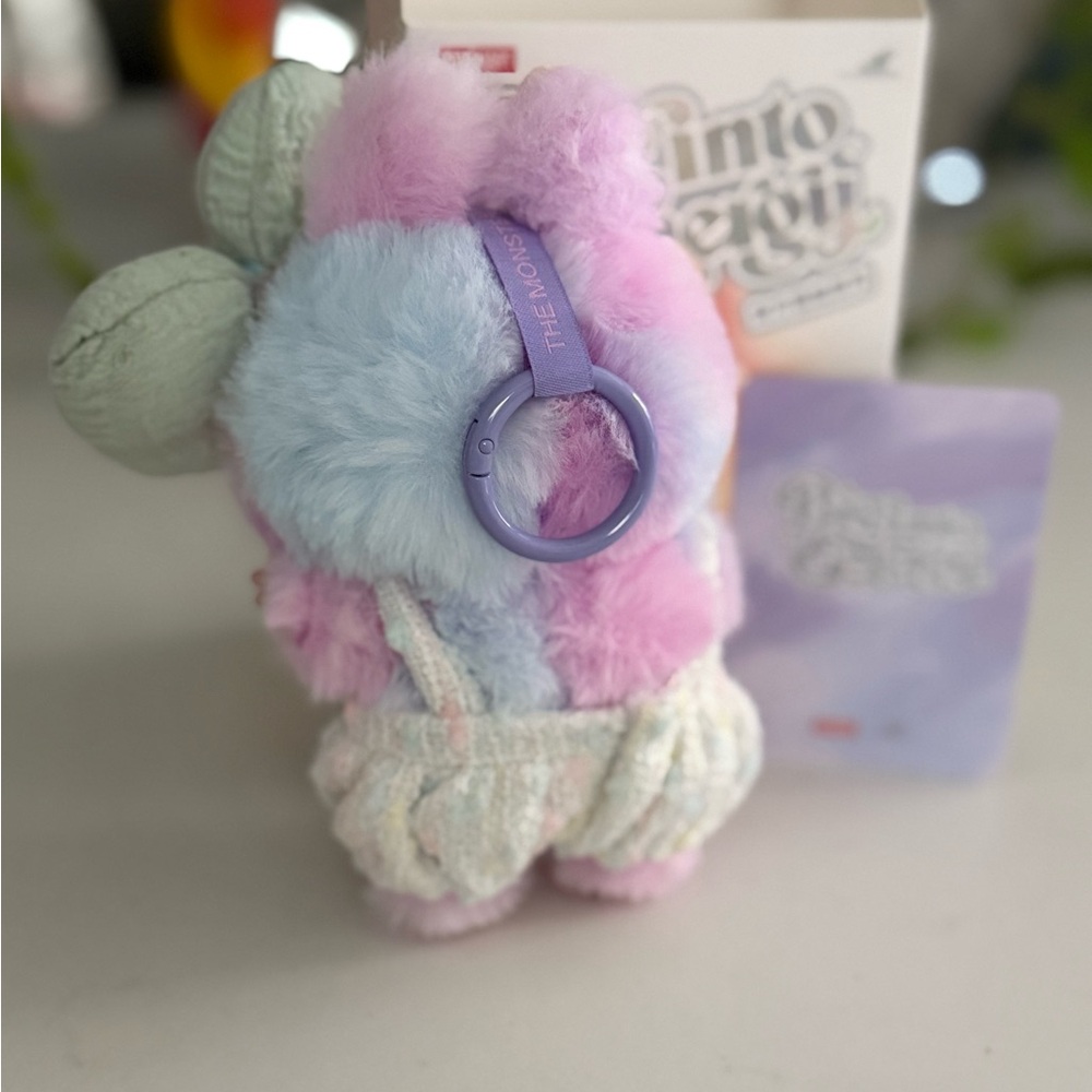 ❤️SOLD❤️Labubu Plush Pop Mart's The BIG ENERGY series in custom outfit ~ “LUCK” - Picture 10 of 13